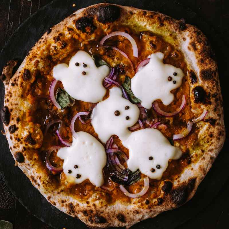 How to Plan Halloween Dinner Without Stress
